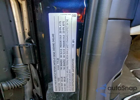 2023 Bentley Bentayga z USA, uszkodzony, nr VIN SJAHT2ZV3PC017079